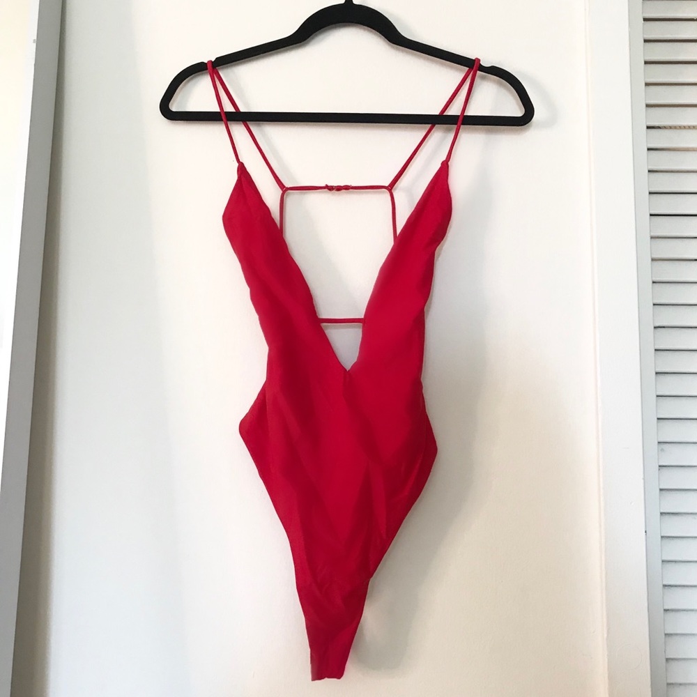 TOBI: Red Slim Fit Racerback Onepiece - Size: S